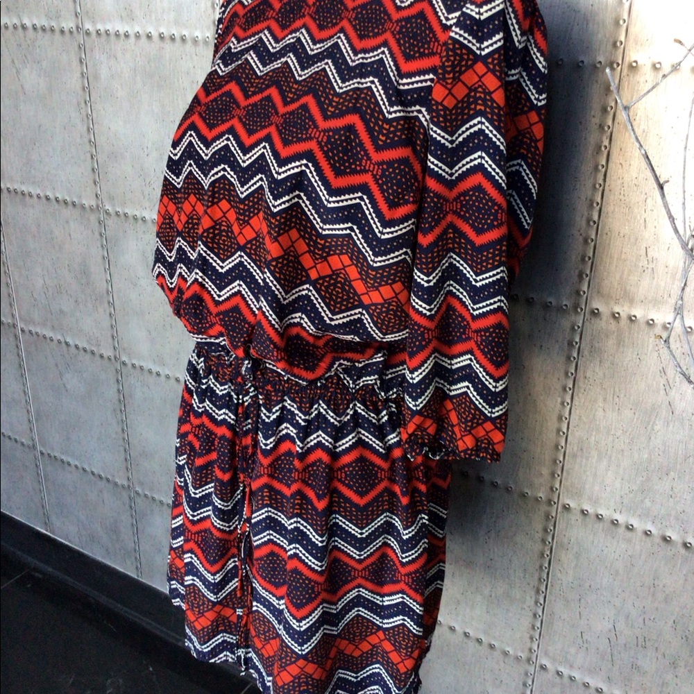 Dress - Picture 3 of 4